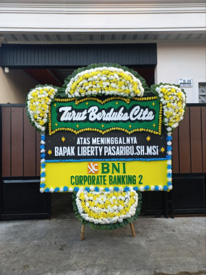 Papan Bunga Duka di Anggut Bawah