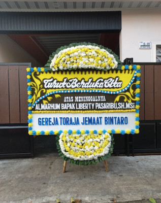 Papan Bunga Duka di Anggut Bawah